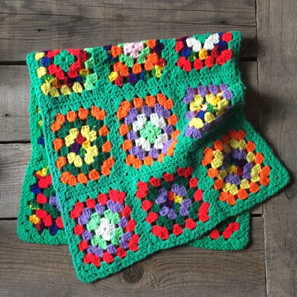 Vintage Other - VTG Hand Knit Granny Square Accent Blanket